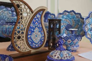 نمایشگاه صنایع دستی بانوان تحت پوشش